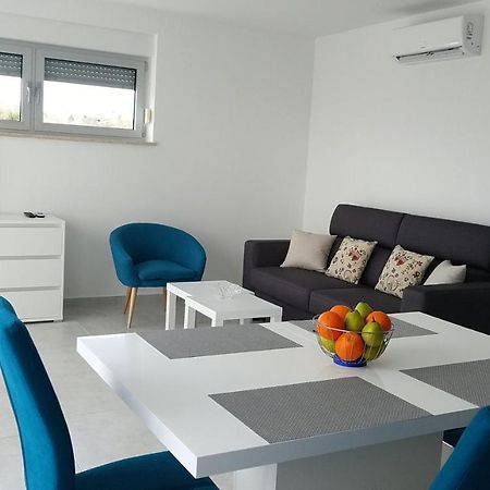 Apartment Janja Medulin Exterior photo